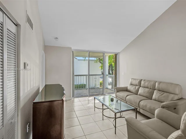 9770 NW 48th Ter # 196, Doral FL 33178