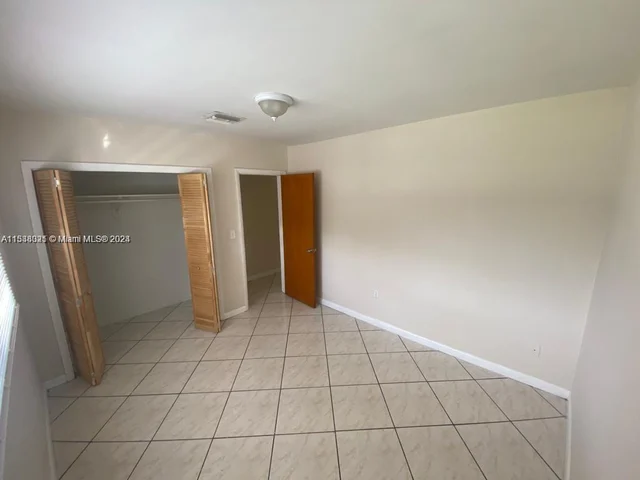 7880 Grand Canal Dr # 1, Miami FL 33144