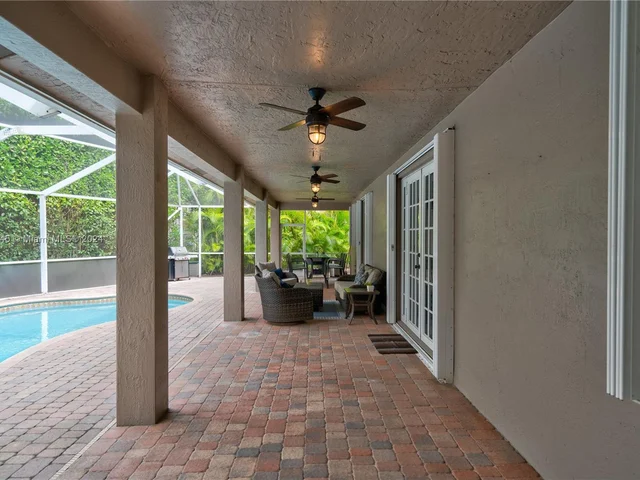 3706 Vista Way, Weston FL 33331