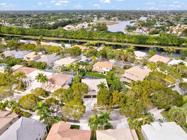 3706 Vista Way, Weston FL 33331