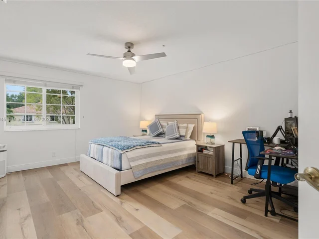 3706 Vista Way, Weston FL 33331