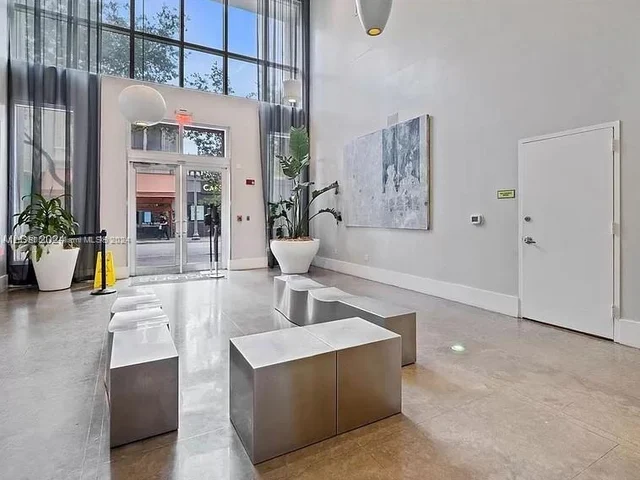 133 NE 2nd Ave # 2317, Miami FL 33132