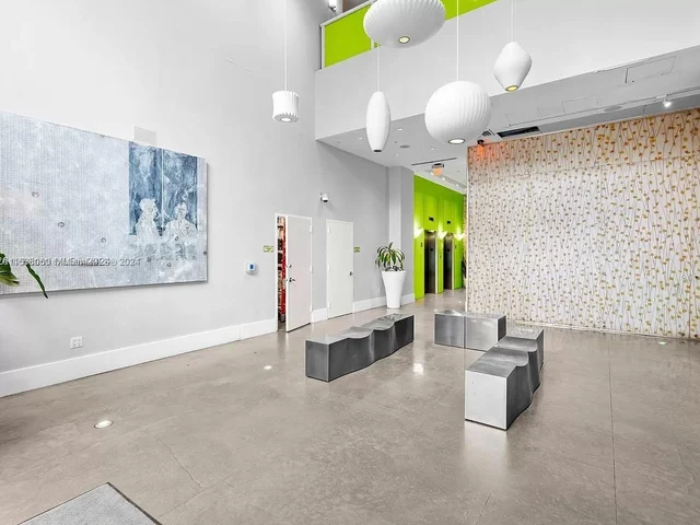 133 NE 2nd Ave # 2317, Miami FL 33132