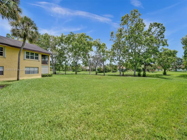 8740 Azalea Ct # 204, Tamarac FL 33321