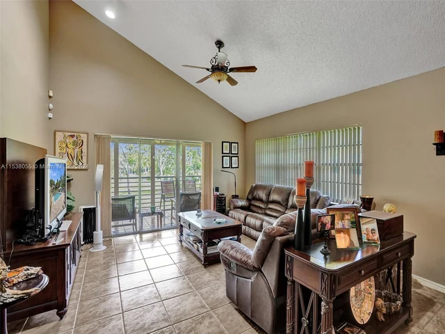 8740 Azalea Ct # 204, Tamarac FL 33321