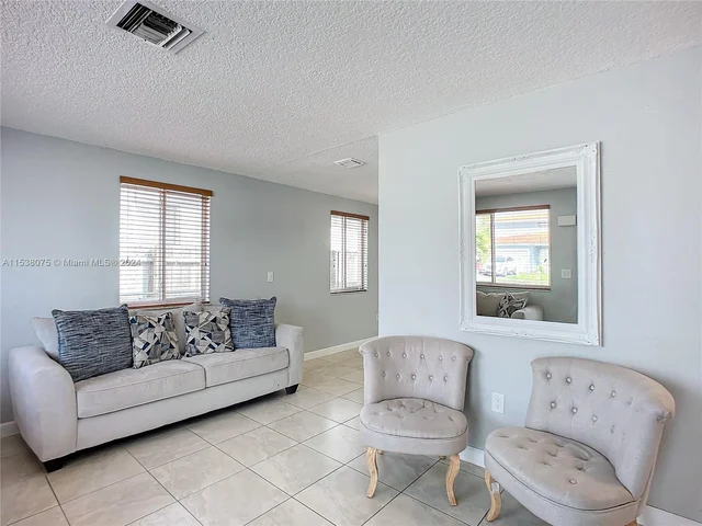 4351 E 8th Lane, Hialeah FL 33013