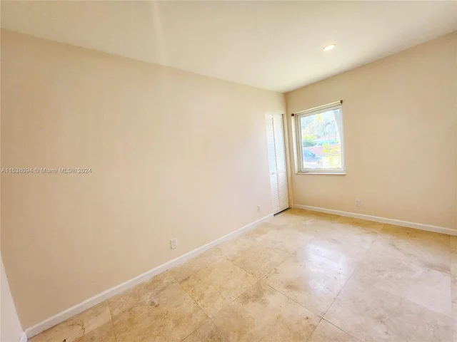 5364 NW 1st Ave, Oakland Park FL 33309