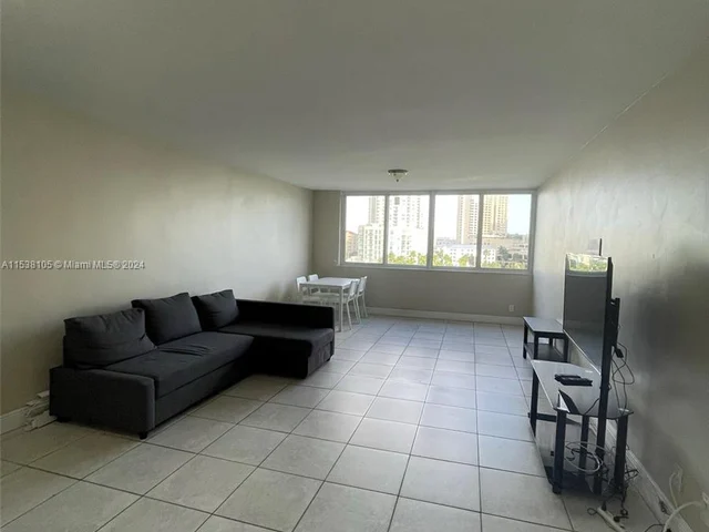 9143 SW 77th Ave # B806, Miami FL 33156