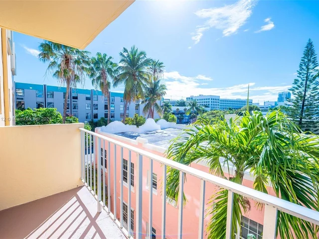 730 Pennsylvania Ave # 412, Miami Beach FL 33139