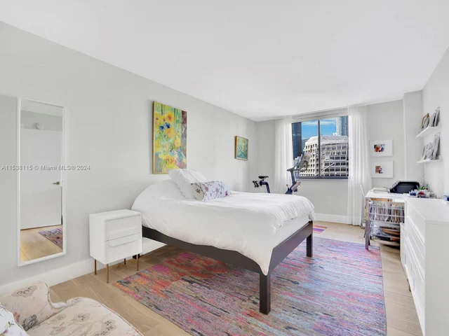 540 Brickell Key Dr # 1011, Miami FL 33131