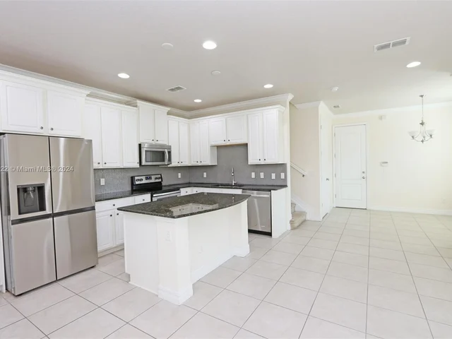 9968 Eagle Creek Center Blvd # 9968, Orlando FL 32832