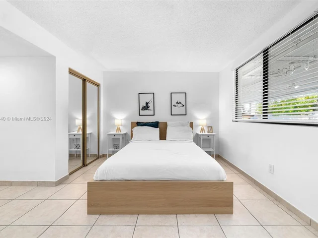 2345 NE 135th St # 102, North Miami FL 33181