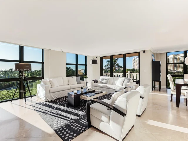 1121 Crandon Blvd # E401, Key Biscayne FL 33149