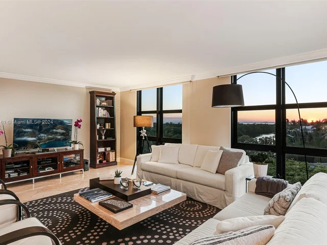 1121 Crandon Blvd # E401, Key Biscayne FL 33149