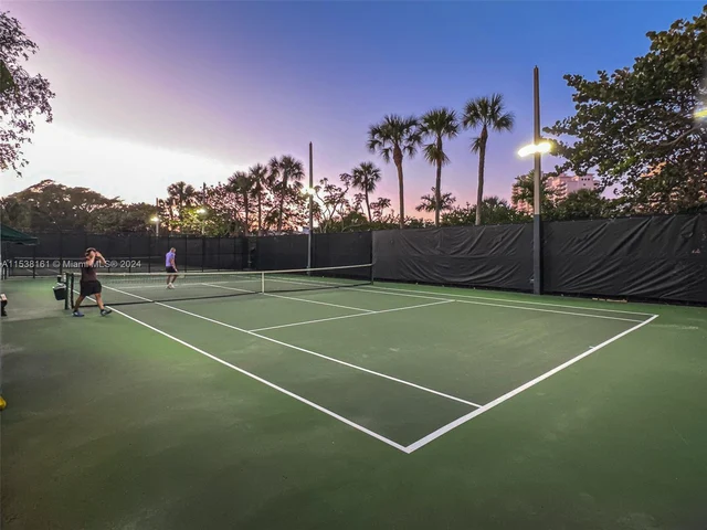 1121 Crandon Blvd # E401, Key Biscayne FL 33149