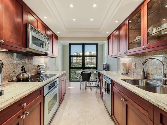 1121 Crandon Blvd # E401, Key Biscayne FL 33149