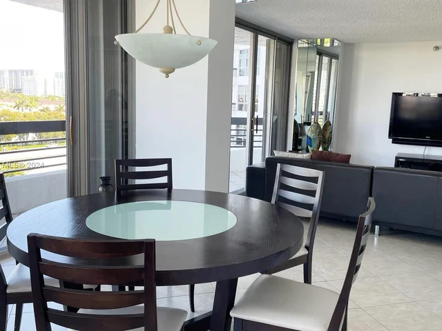 3400 NE 192nd St # 805, Aventura FL 33180