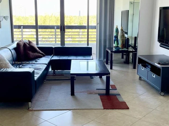 3400 NE 192nd St # 805, Aventura FL 33180