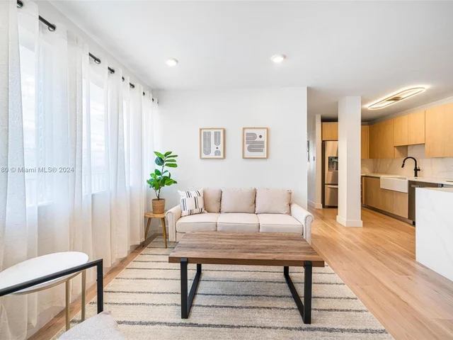 1100 Alton Rd # 5A, Miami Beach FL 33139