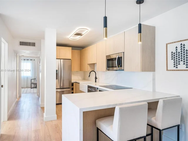 1100 Alton Rd # 5A, Miami Beach FL 33139