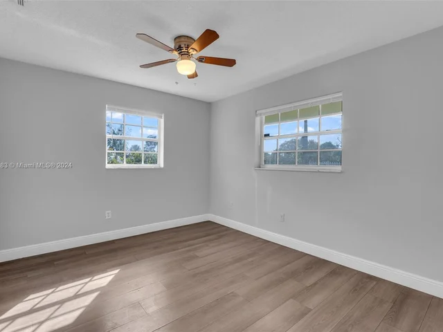 3811 NW 207th St, Miami Gardens FL 33055