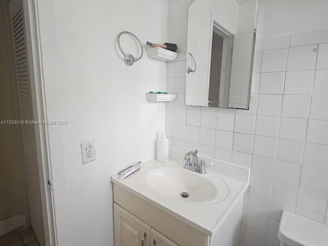 3071 SW 27th Ave # 9, Miami FL 33133