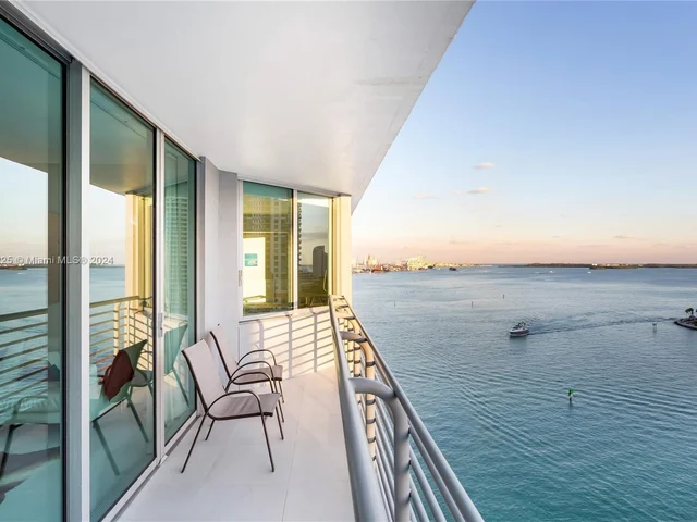 335 S Biscayne Blvd # 1505, Miami FL 33131