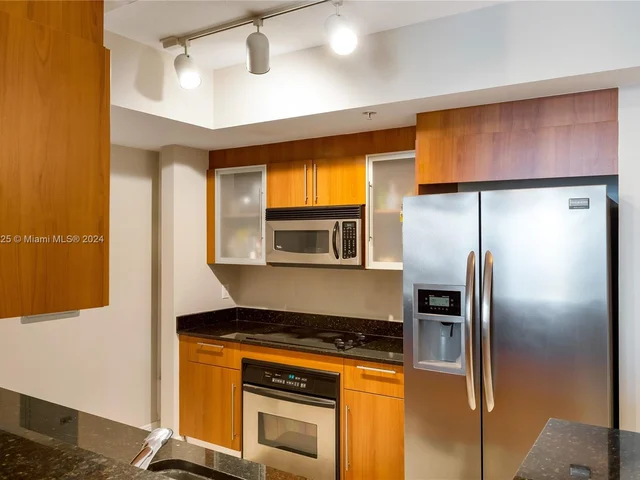 335 S Biscayne Blvd # 1505, Miami FL 33131