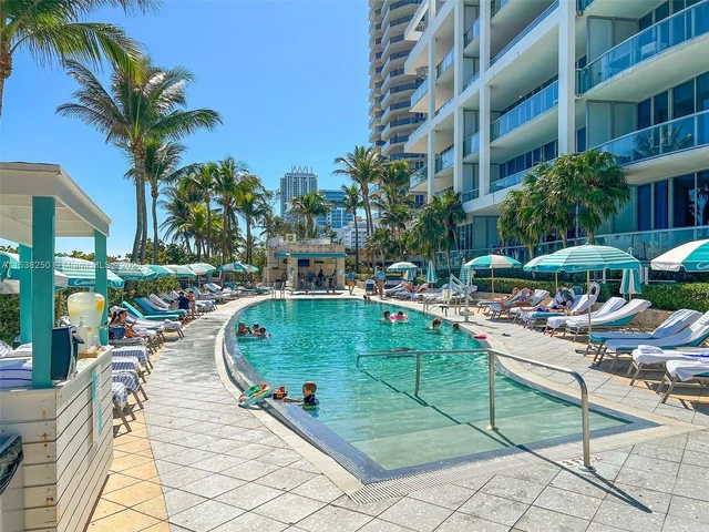 6899 Collins Ave # 1107, Miami Beach FL 33141