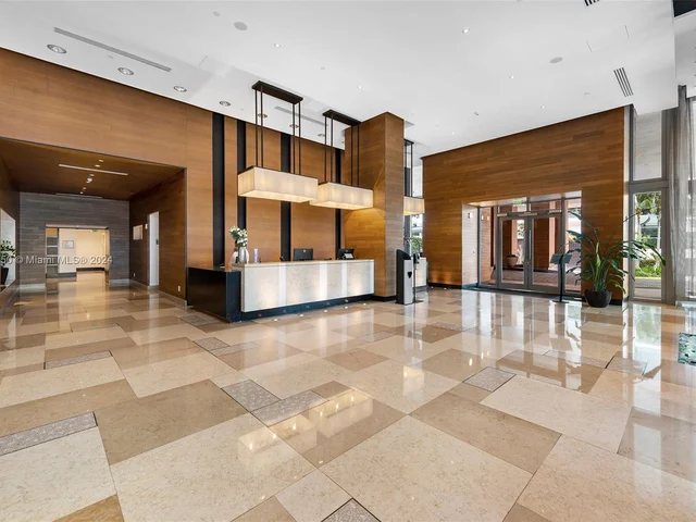 6899 Collins Ave # 1107, Miami Beach FL 33141