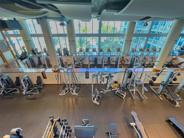 6899 Collins Ave # 1107, Miami Beach FL 33141