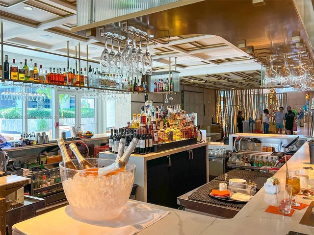 6899 Collins Ave # 1107, Miami Beach FL 33141