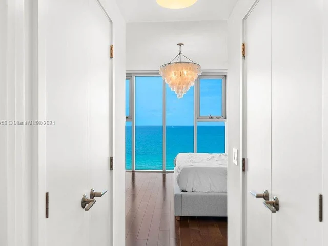 6899 Collins Ave # 1107, Miami Beach FL 33141