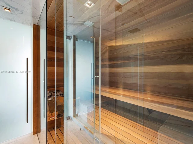 300 S Pointe Drive, Miami Beach FL 33139