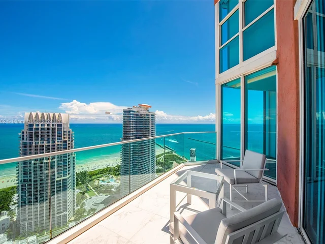 300 S Pointe Drive, Miami Beach FL 33139