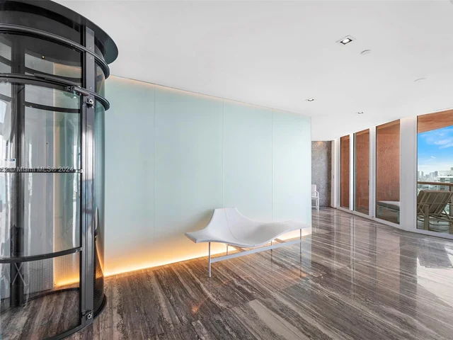 300 S Pointe Drive, Miami Beach FL 33139