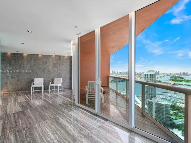 300 S Pointe Drive, Miami Beach FL 33139