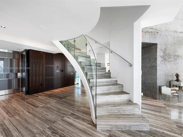 300 S Pointe Drive, Miami Beach FL 33139