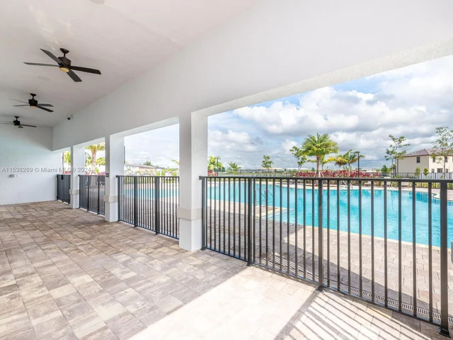 3358 W 112th St # 3358, Hialeah FL 33018