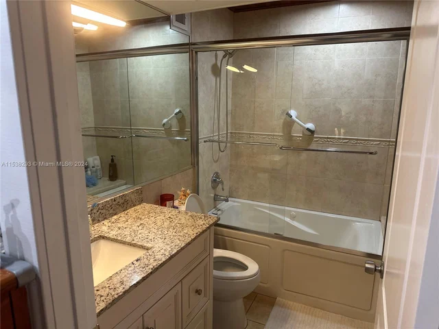 400 Kings Point Dr # 1021, Sunny Isles Beach FL 33160