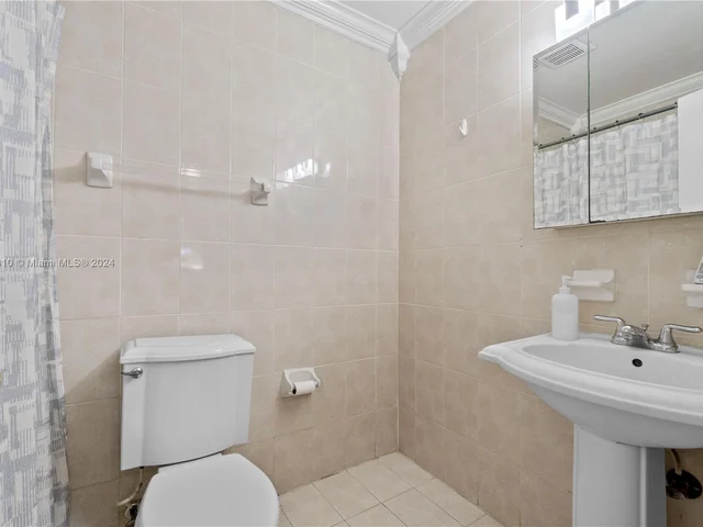 18826 NW 45th Ave # 0, Miami Gardens FL 33055