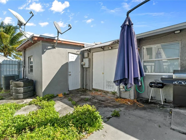 18826 NW 45th Ave # 0, Miami Gardens FL 33055