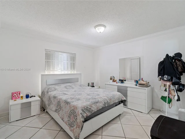 18826 NW 45th Ave # 0, Miami Gardens FL 33055