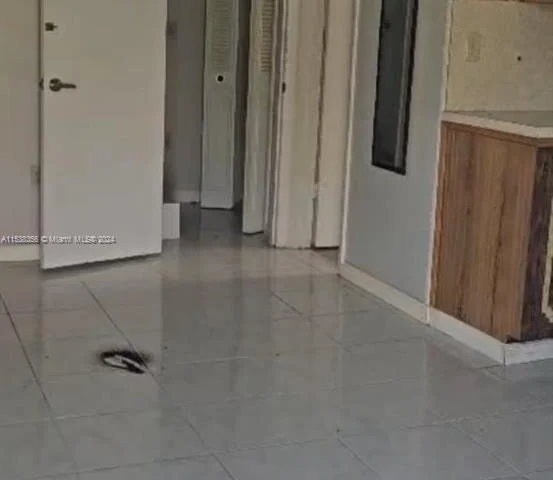 1140 NW 37th Ave, Miami FL 33125