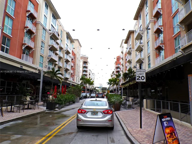 9055 SW 73rd Ct # 610, Miami FL 33156