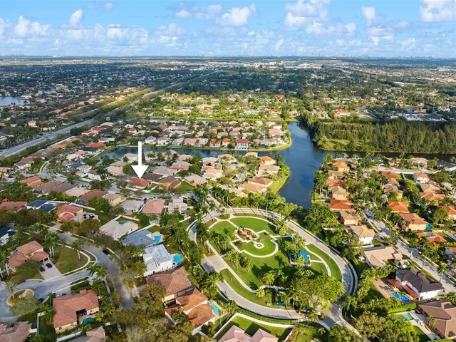 14390 SW 35th St, Miramar FL 33027