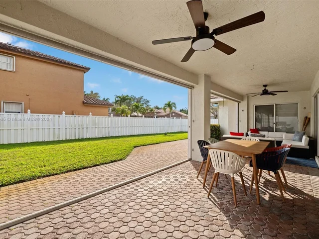 14390 SW 35th St, Miramar FL 33027