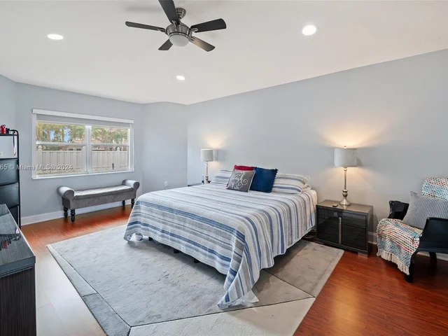 14390 SW 35th St, Miramar FL 33027