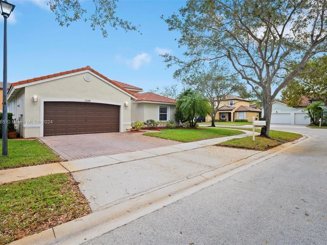 14390 SW 35th St, Miramar FL 33027