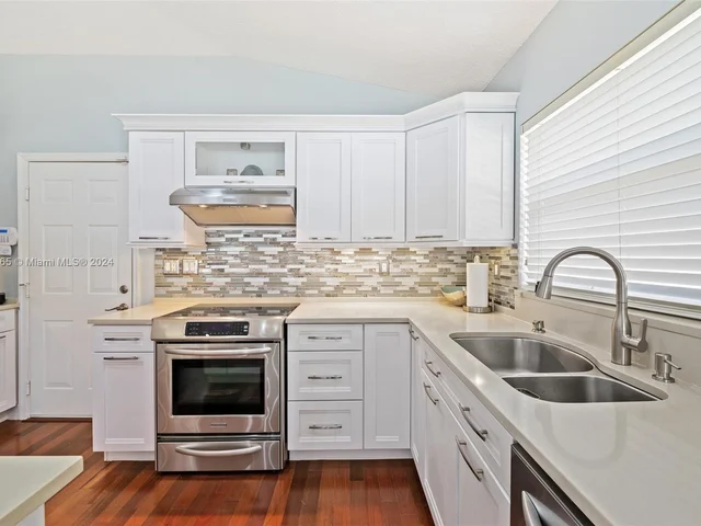 14390 SW 35th St, Miramar FL 33027